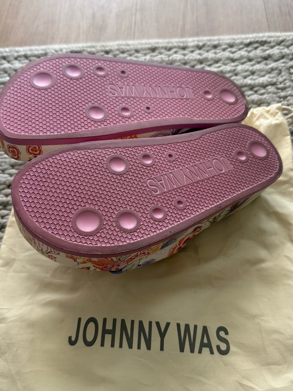 Johnny Was Dreamer Pool Slides Size 6 - Picture 4 of 4